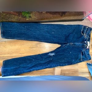 Levi’s regular fit jeans. Waist 32. Length 32.